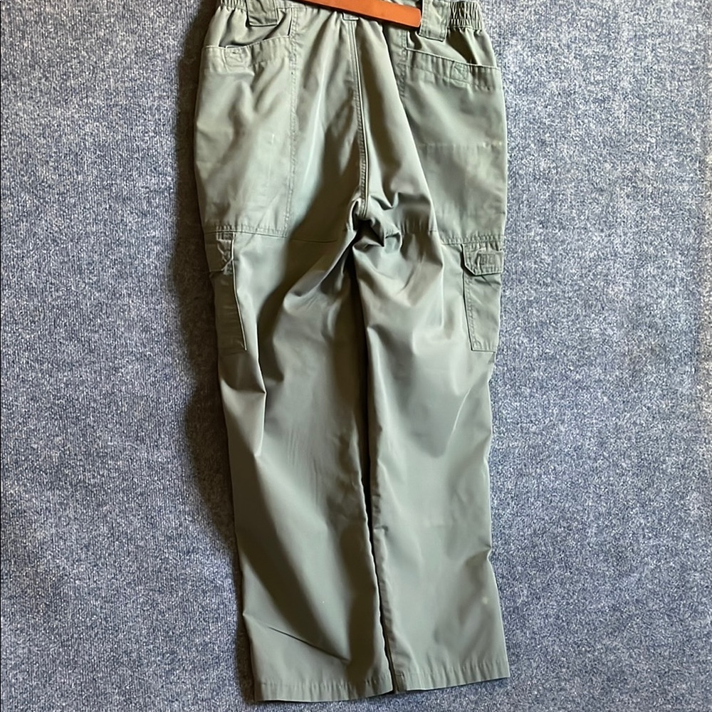 Rustic Ridge Olive Cargo Pants - Picture 7 of 10